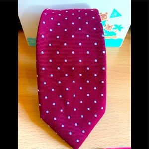 Red n white polka dot tie